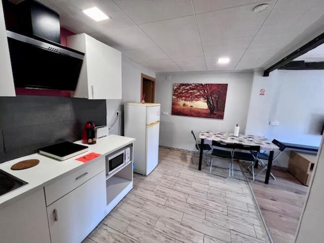 Apartamentos Full Equipped Эльче Экстерьер фото