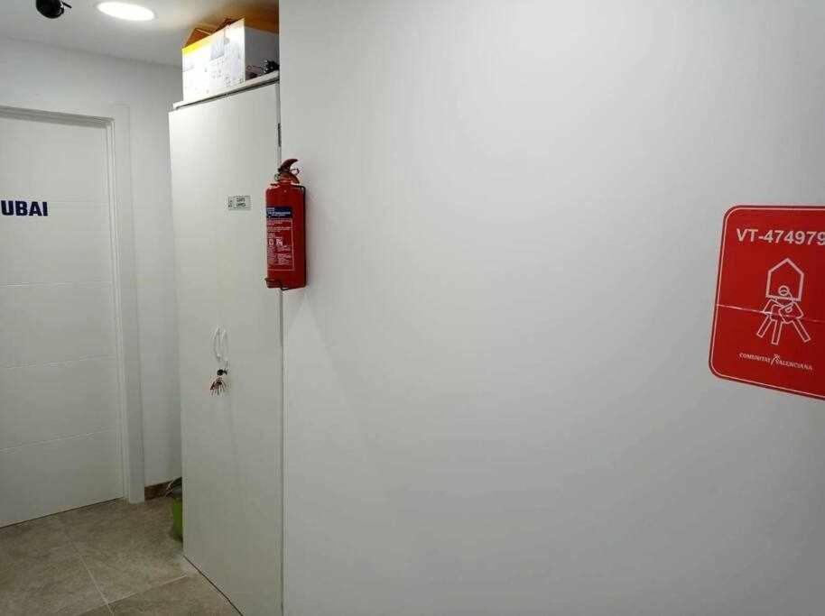 Apartamentos Full Equipped Эльче Экстерьер фото